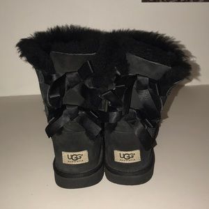 Black Bailey Bow Uggs
